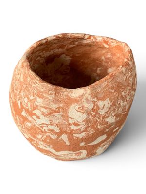 Vase en terre mélée vernissée. H.