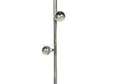 lampe sur pied avec trois boules chromées sur un socle blanc