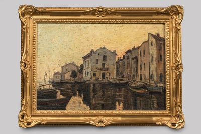 une image représentant un tableau d'une ville avec des bateaux sur l'eau