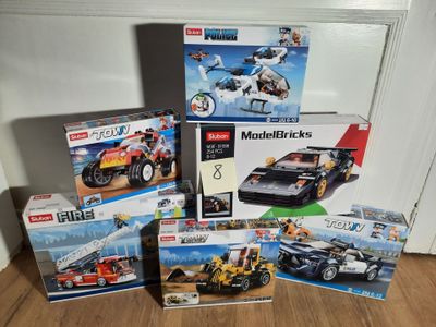 beaucoup de Lego qui traînent par terre