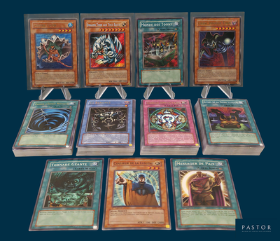 a lot of cards that are on the table