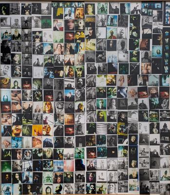 une photo d'un mur recouvert de photos de personnes