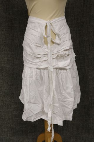 Comme des Garçons, circa 1990 – Jupe à volants sur la taille en c...
