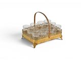 une image représentant un plateau en or sur lequel sont posés des verres