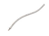 un bracelet Art déco en diamants, signé Cartier
