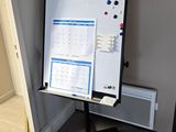 une image représentant un tableau Flipchat sur lequel figure un calendrier