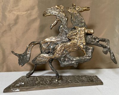 LOHE Yvan (né en 1947) Cavalière, sujet en bronze, signé sur…