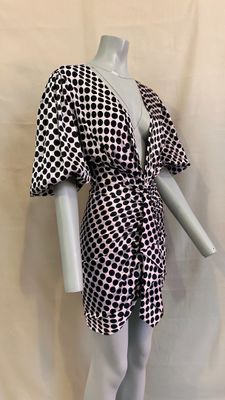 black and white dress on mannequin mannequin mannequin mannequin mannequin mannequin mannequin mannequin mannequin