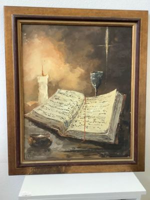 une peinture représentant un livre ouvert et une bougie posés sur une table