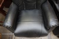 fauteuil relax en cuir noir - à commande électrique - traces… (photo 2)