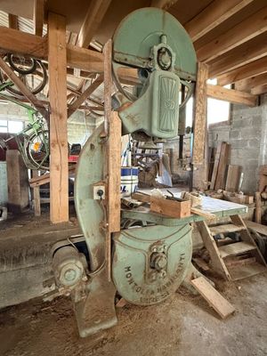 Très ancienne scie à ruban MONTOLI & MARIGONTI