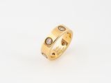 Bague Cartier en or jaune 18 carats sertie de diamants