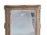l'image d'une photo représentant un miroir sur fond blanc