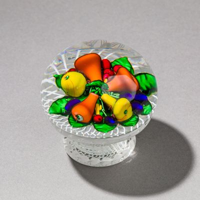 Saint-Louis. Presse-papiers à piédouche signé et daté SL 198… - Photo 1