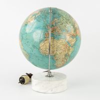 Columbus Globe, un globe terrestre. (photo 4)