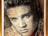 un tableau représentant Elvis Presley dans un cadre doré