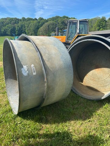 6 bacs à eau galva RONOT ET PASDELOU : 3x800 litres, 3x1000 litre