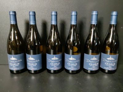 6 bouteilles de vin blanc Domaine de la Vigne Chablis Vielle… - Photo 1