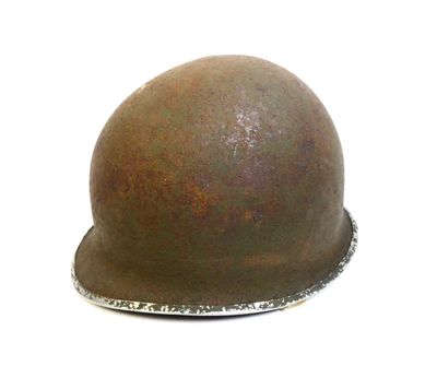 Casque US M1. Casque lourd à pattes fixes (jugulaire incompl…