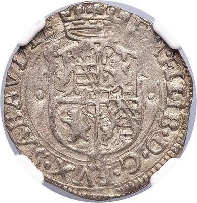 a close up of a coin with a crown on it