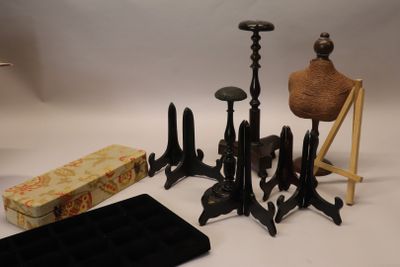 a lot of items that are sitting on a table