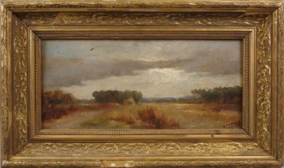 une peinture à l'huile représentant un champ avec des arbres et des nuages en arrière-plan