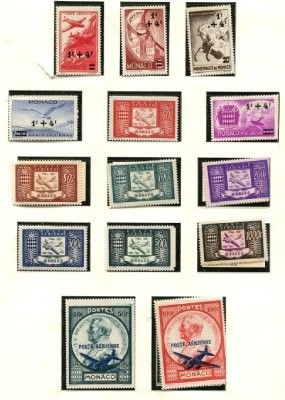 une image représentant un ensemble de timbres aux motifs variés