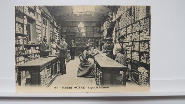 Aubusson : Maison MOTHE. HM 585. TBE.