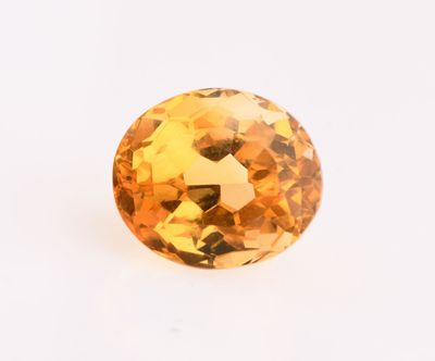 Importante CITRINE taille ovale en briolette, pesant 16.