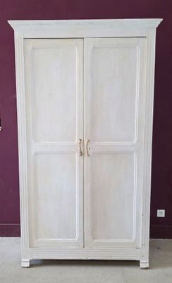 Armoire laquée H: 223 x 130 x 49 cm