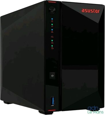 une tour d'ordinateur de bureau noire avec un écran rouge et bleu