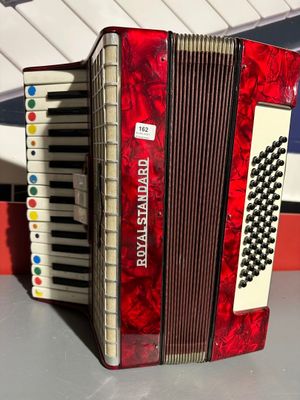 Accordéon touches piano ROYAL STANDARD, OCCASION (avec une v…