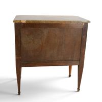 Petite commode d'entre-deux en bois de placage, ouvre à troi… (photo 3)