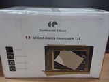 packaging of a boxed box with a picture of a clock inside of it