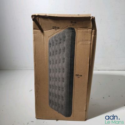 the box is empty and ready to be used for cleaning
