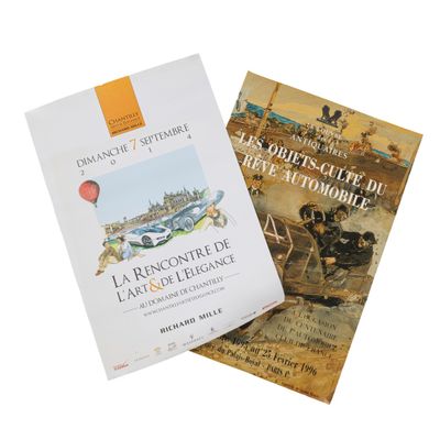 deux livres placés l'un à côté de l'autre