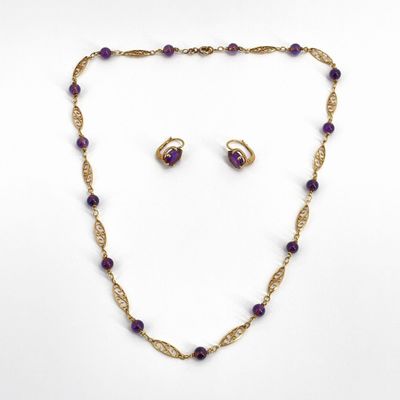 Parure comprenant collier à maille filigranée alternée de pe…