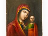 une peinture représentant une femme tenant un enfant dans ses bras