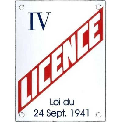 une photo d'un panneau sur lequel est inscrit le mot « litence »