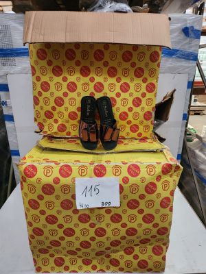 Lot de 300 paires de sandales "Solin" pour femme, articles n…