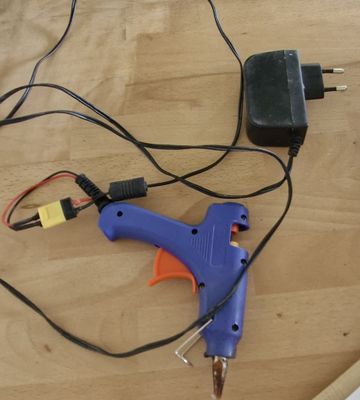 Pistolet à colle filaire