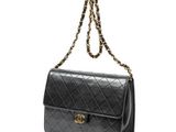 chanel sac à rabat en agneau matelassé noir