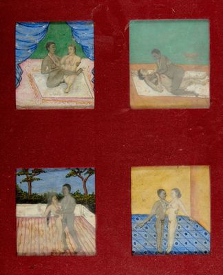 tableau composé de quatre images représentant un homme et une femme assis sur un lit
