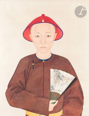 portrait d'un garçon coiffé d'un chapeau rouge, tenant un éventail et un éventail