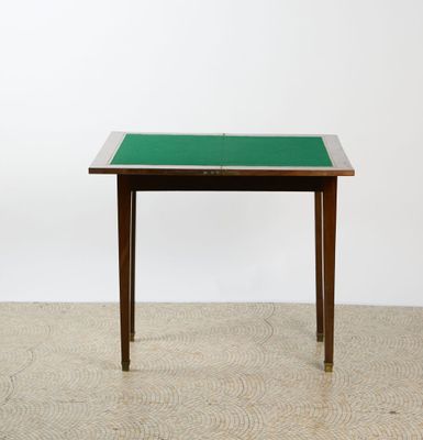 Table de jeu rectangulaire en placage d'acajou.