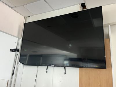 Téléviseur ou écran TLC. Haut. 83, Larg. 145 cm env. - Photo 1