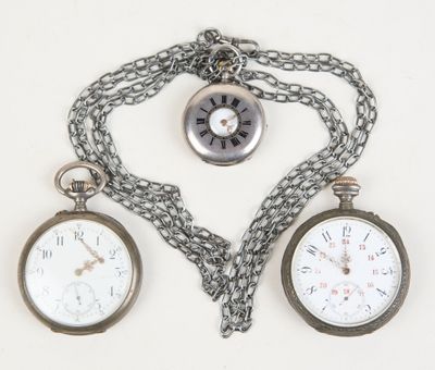 trois types différents de montres de poche à chaîne