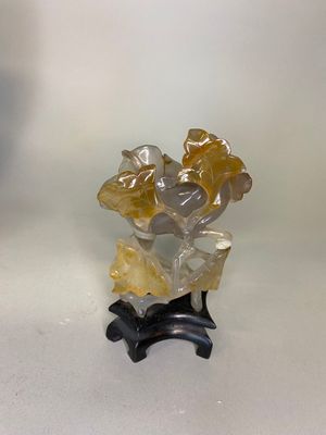 Chine, XXe siècle, Godet de lettré en agate cornaline représ…