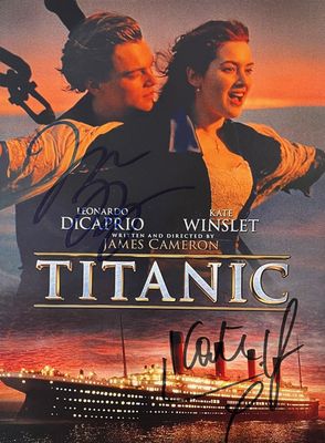 L'affiche du film « Titanic » est signée par un homme et une femme.