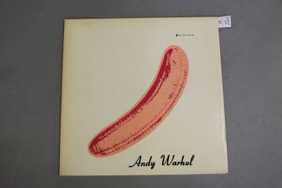 an image of a picture of a banana that is on a table